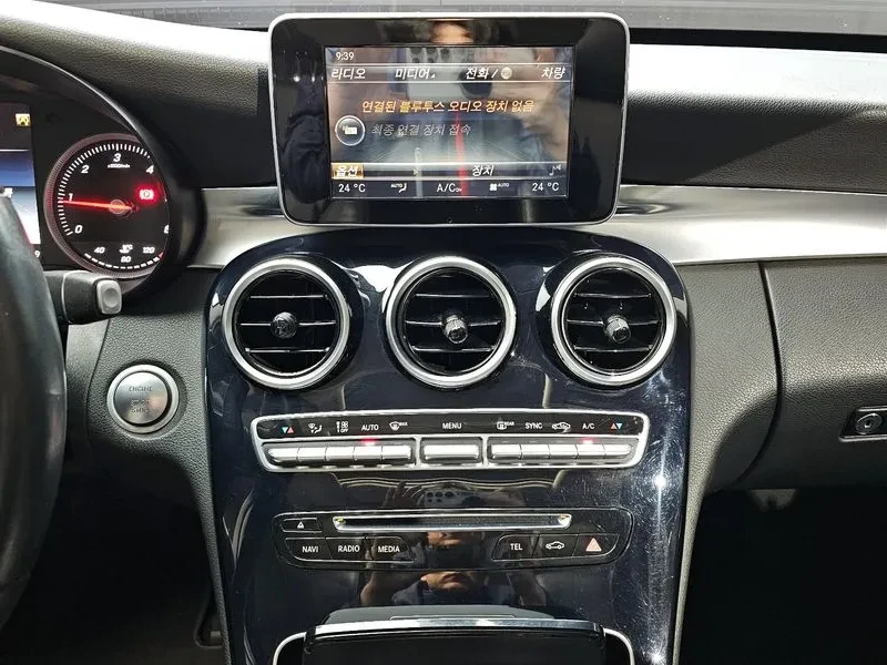 Mercedes-Benz C 200 2.0, снимка 16 - Автомобили и джипове - 54278057