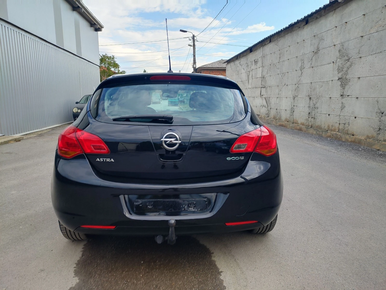 Opel Astra 1.4i 16v 100кс. Евро5 - изображение 7