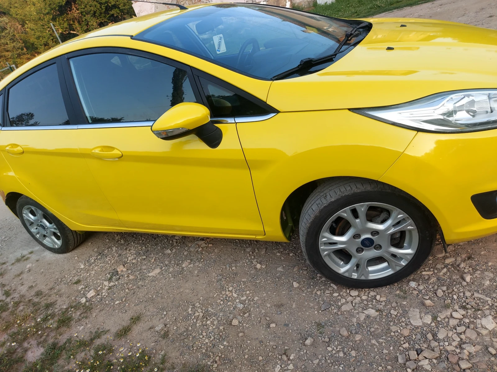 Ford Fiesta 1.4 16 v  с газ - изображение 4