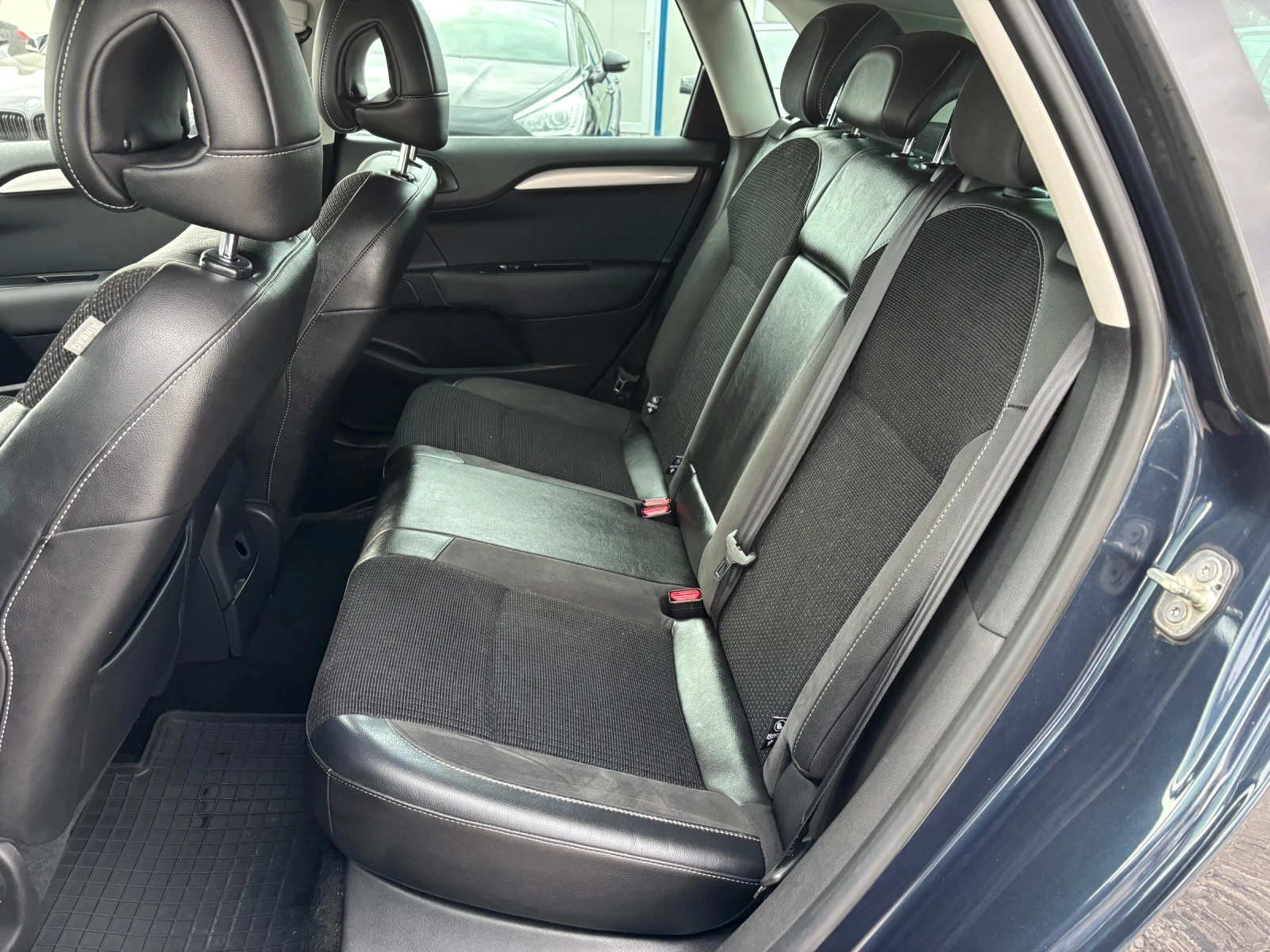 Citroen C4 1.6-116кс - изображение 10