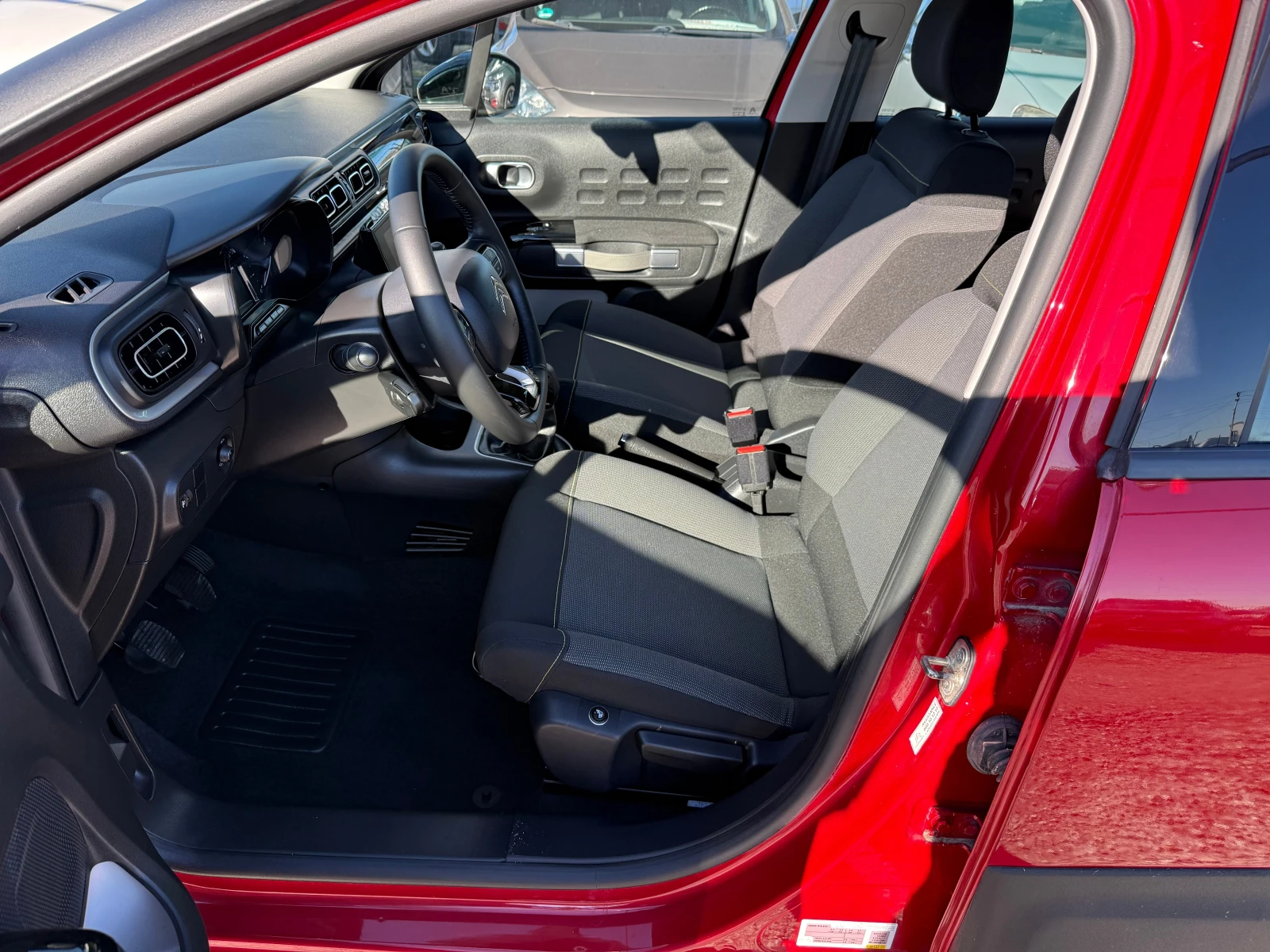 Citroen C3 1.2 vti shine pack - изображение 7