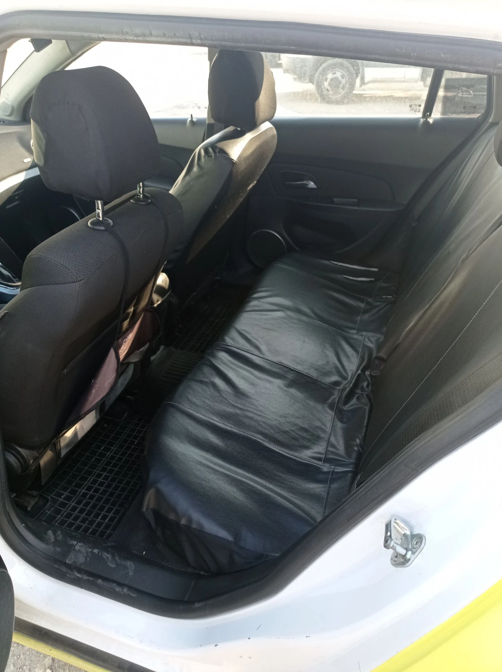 Chevrolet Cruze  - изображение 4