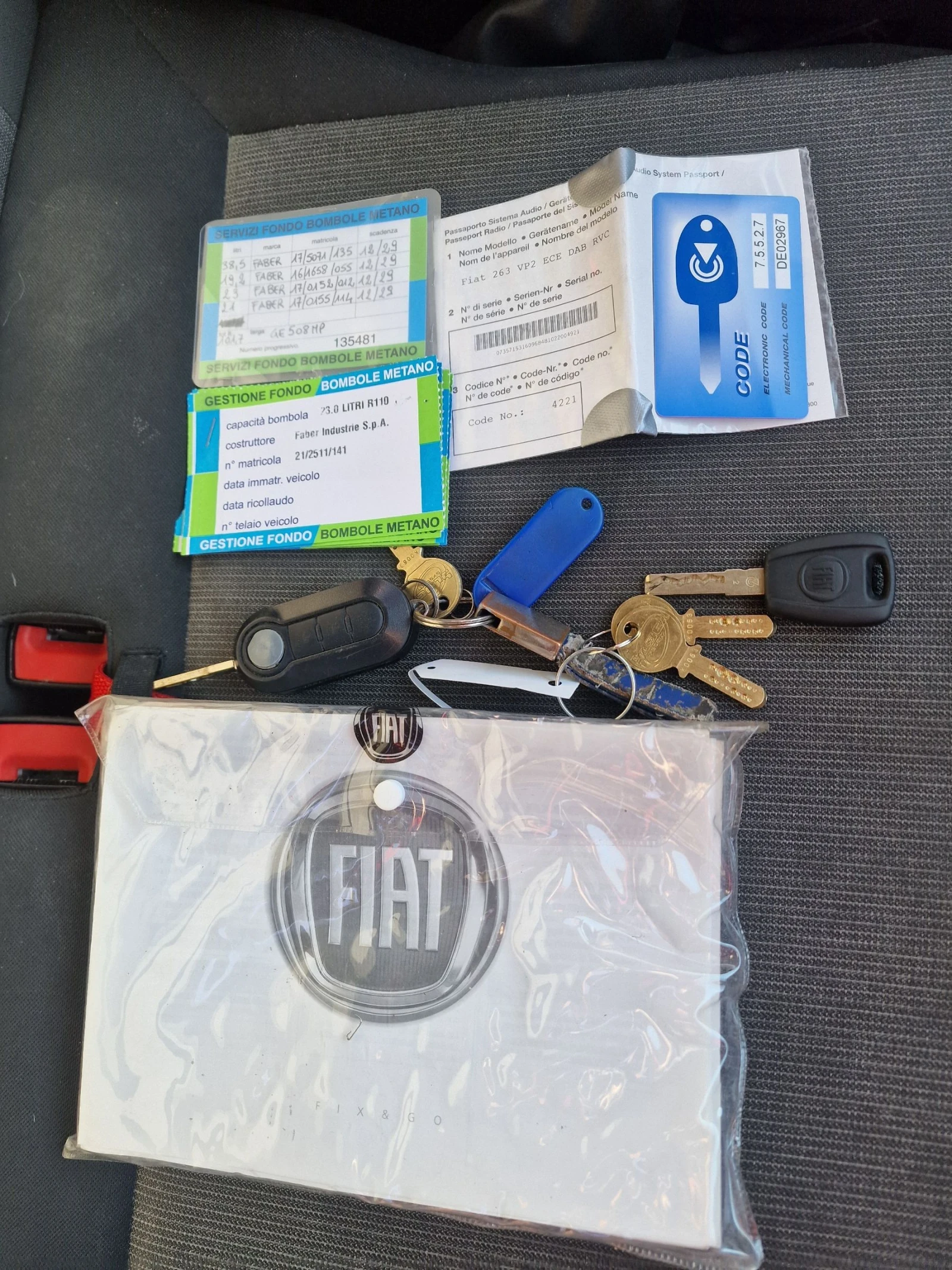 Fiat Doblo 1.4 I turbo CNG метан, снимка 15 - Автомобили и джипове - 53740159