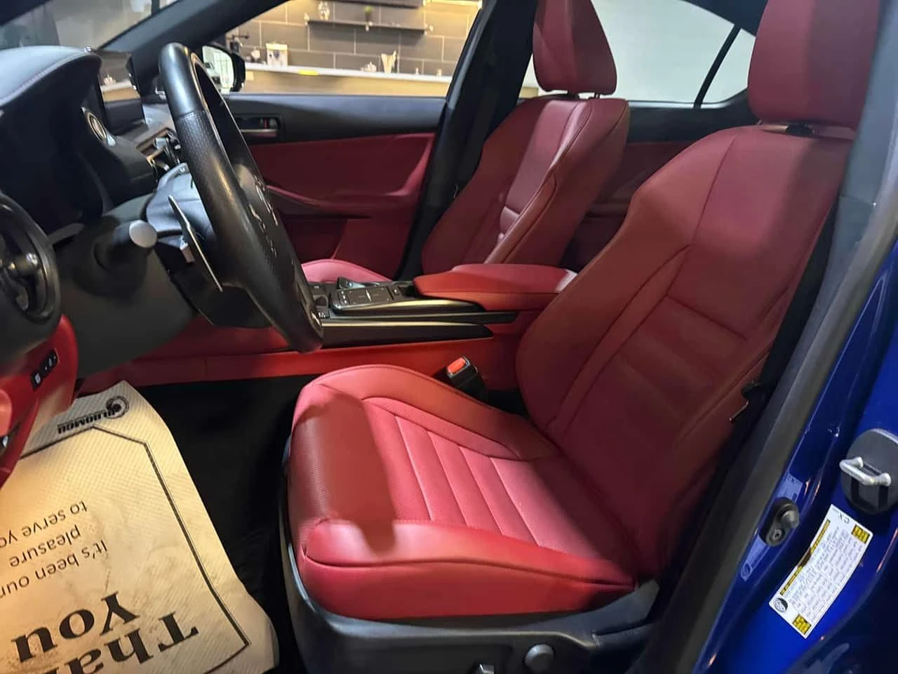 Lexus IS 300  CARFAX, снимка 11 - Автомобили и джипове - 53789170