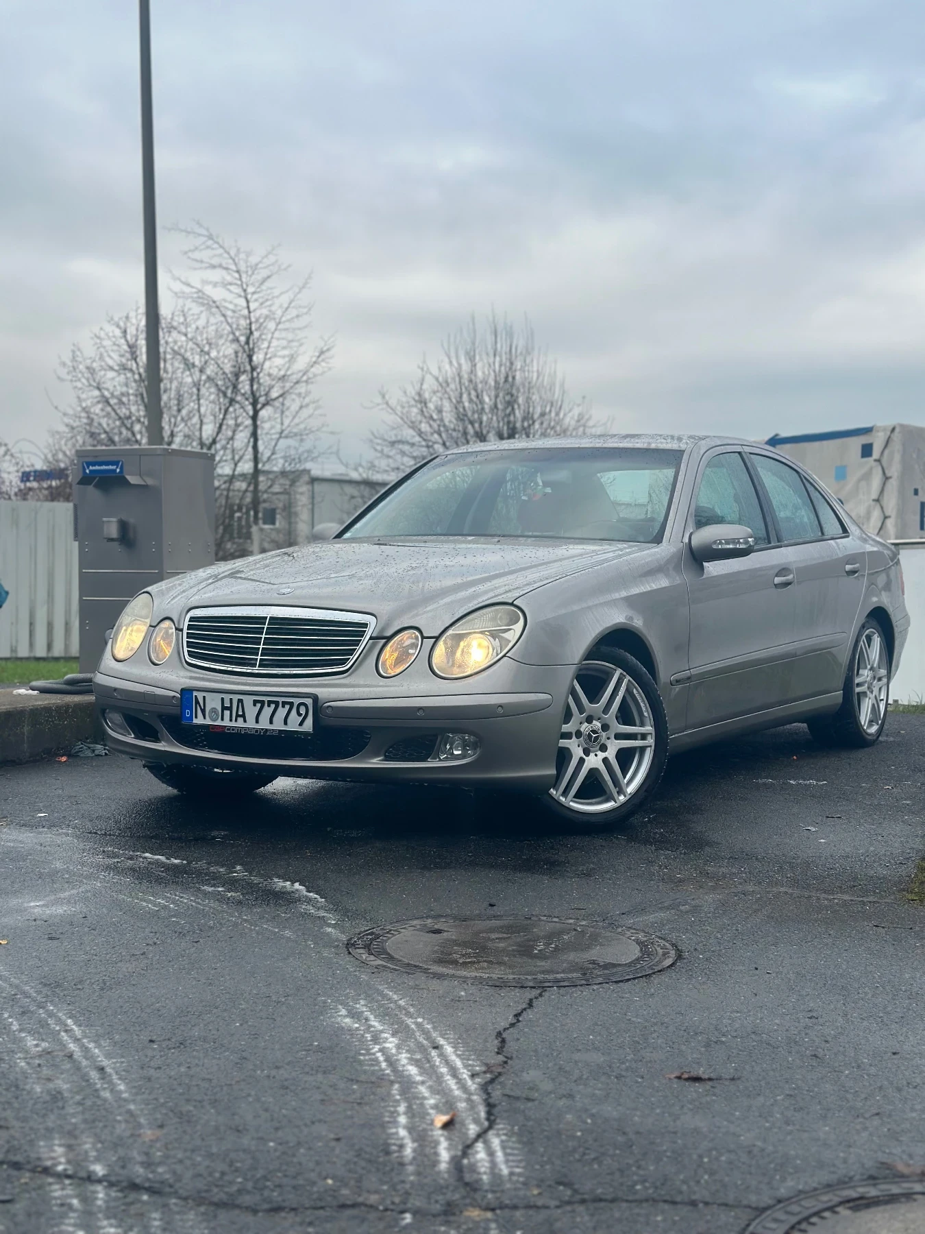 Mercedes-Benz E 220