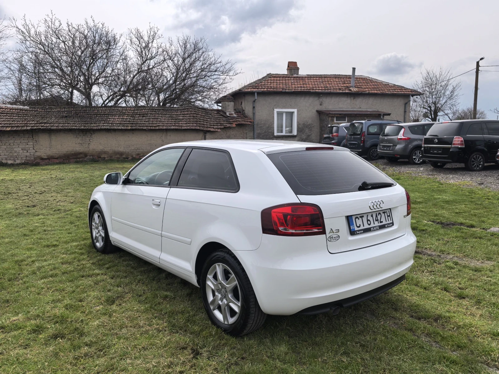 Audi A3 1.6 TDI 90k.c, снимка 4 - Автомобили и джипове - 53916117