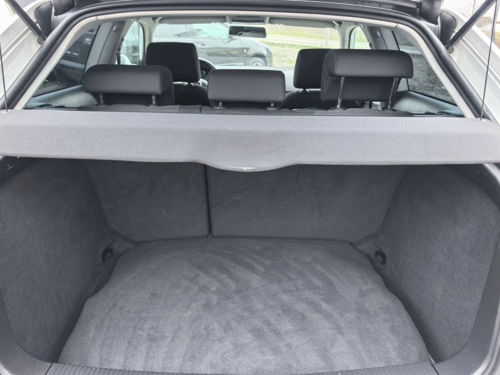 Audi A3 1.6 TDI 90k.c, снимка 12 - Автомобили и джипове - 53916117