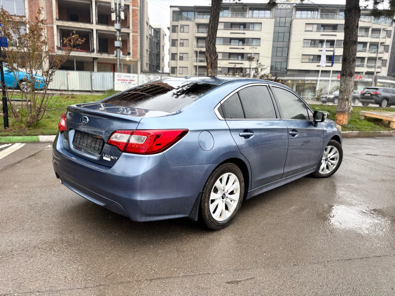 Subaru Legacy, снимка 5 - Автомобили и джипове - 54101927