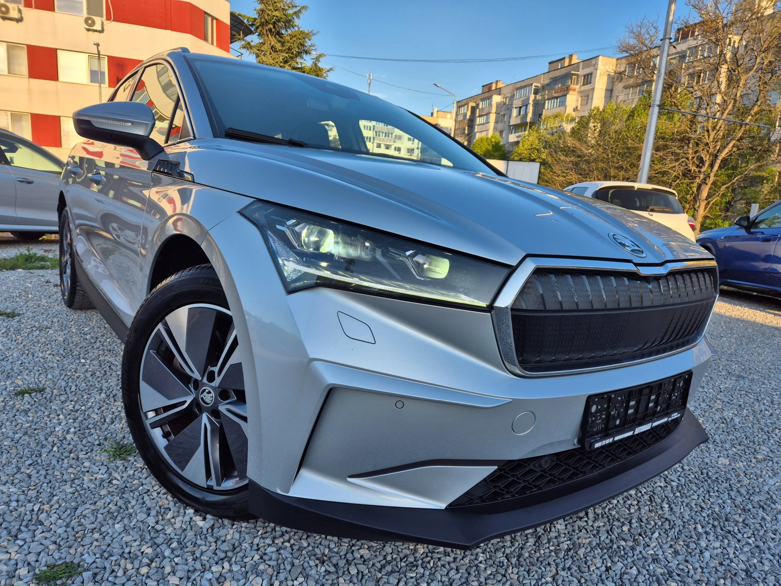 Skoda Enyaq IV-80-82 KW-204 K.S.-SOH-95%-AMBIENT, снимка 3 - Автомобили и джипове - 54444204