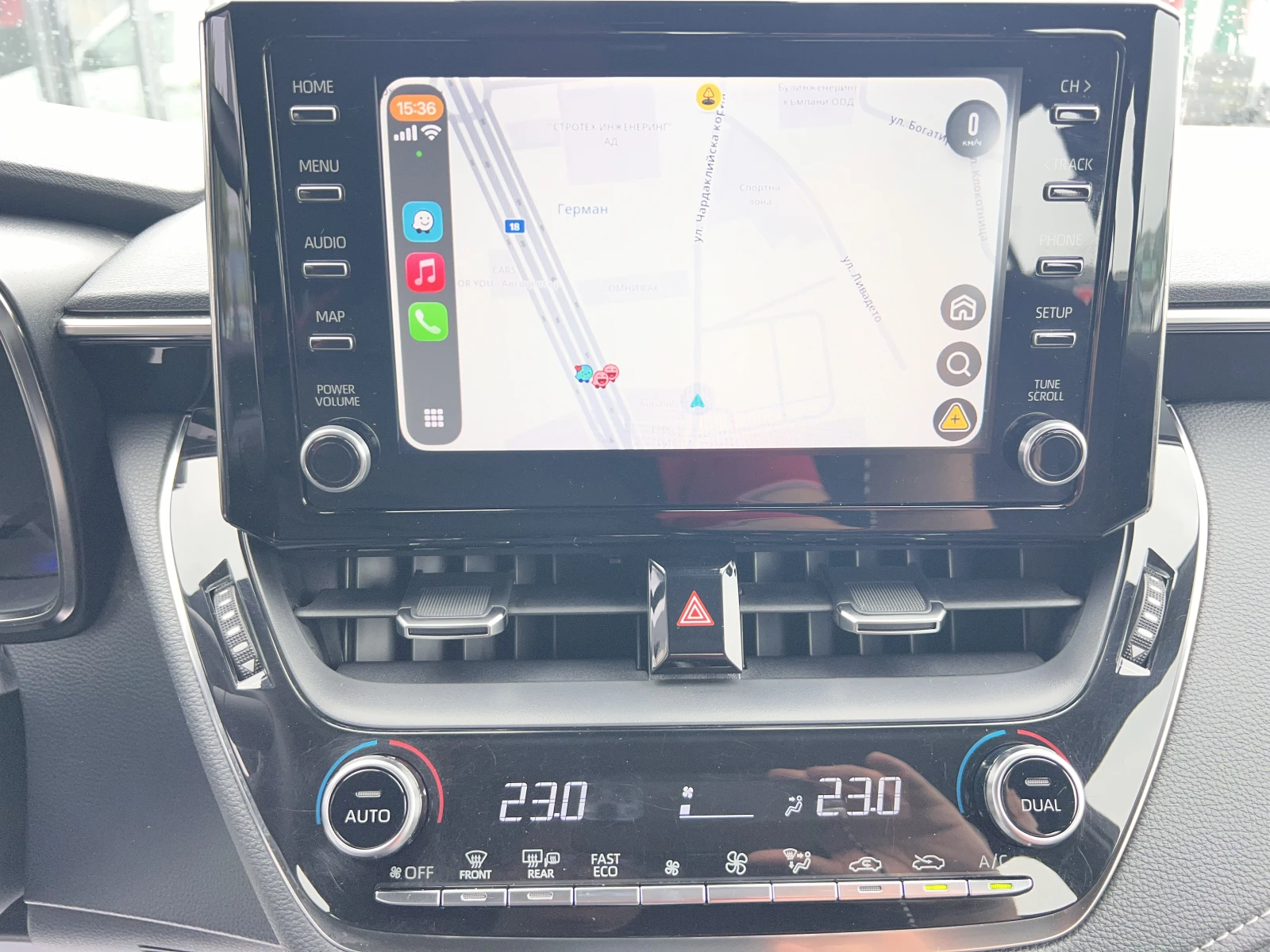 Toyota Corolla EXECUTIVE/1.2D-4T/116k.c./6MT/�������� | Mobile.bg � ����������� 13
