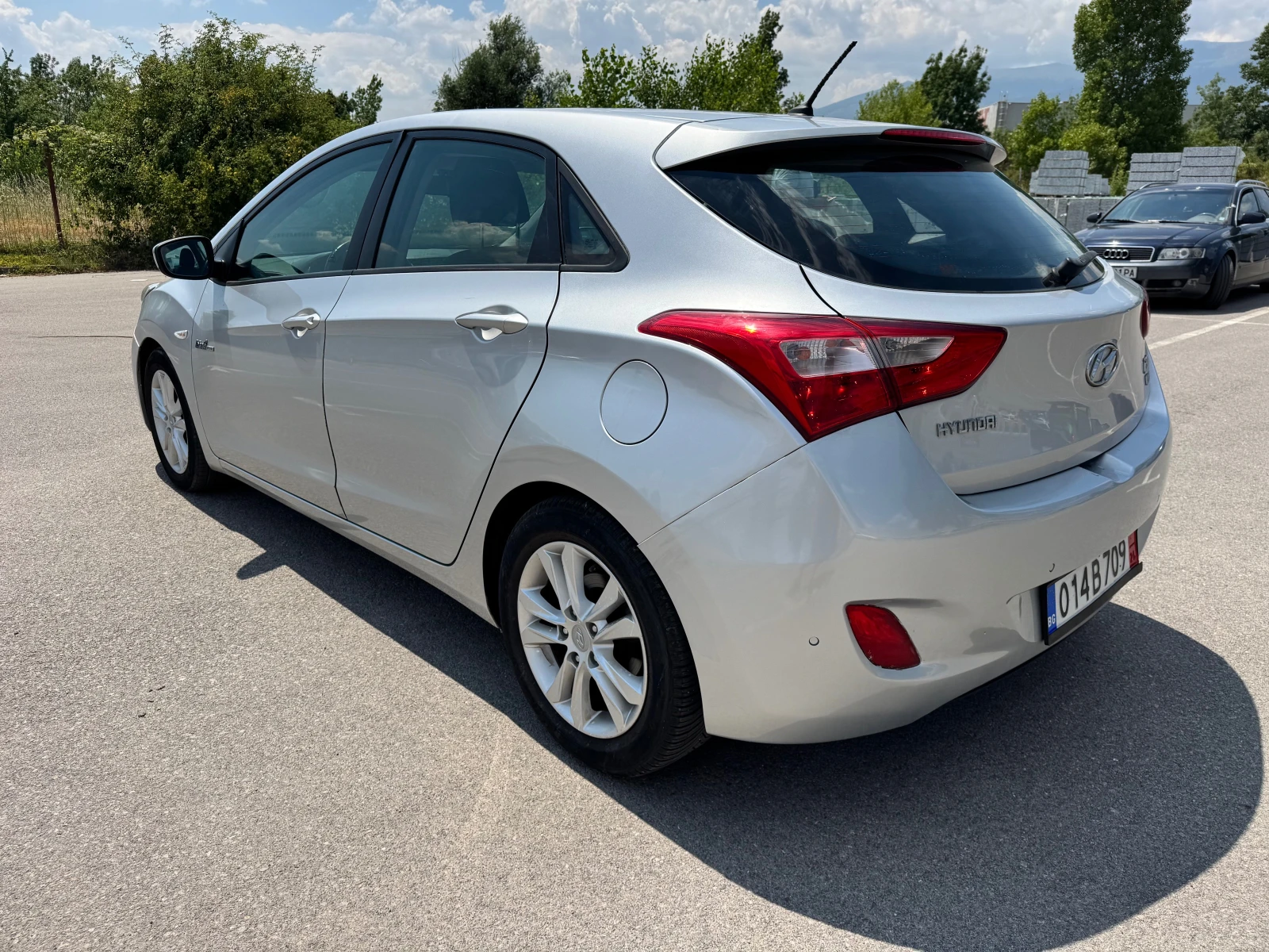 Hyundai I30 1.6CRDI-2013-6ск, снимка 6 - Автомобили и джипове - 55330384