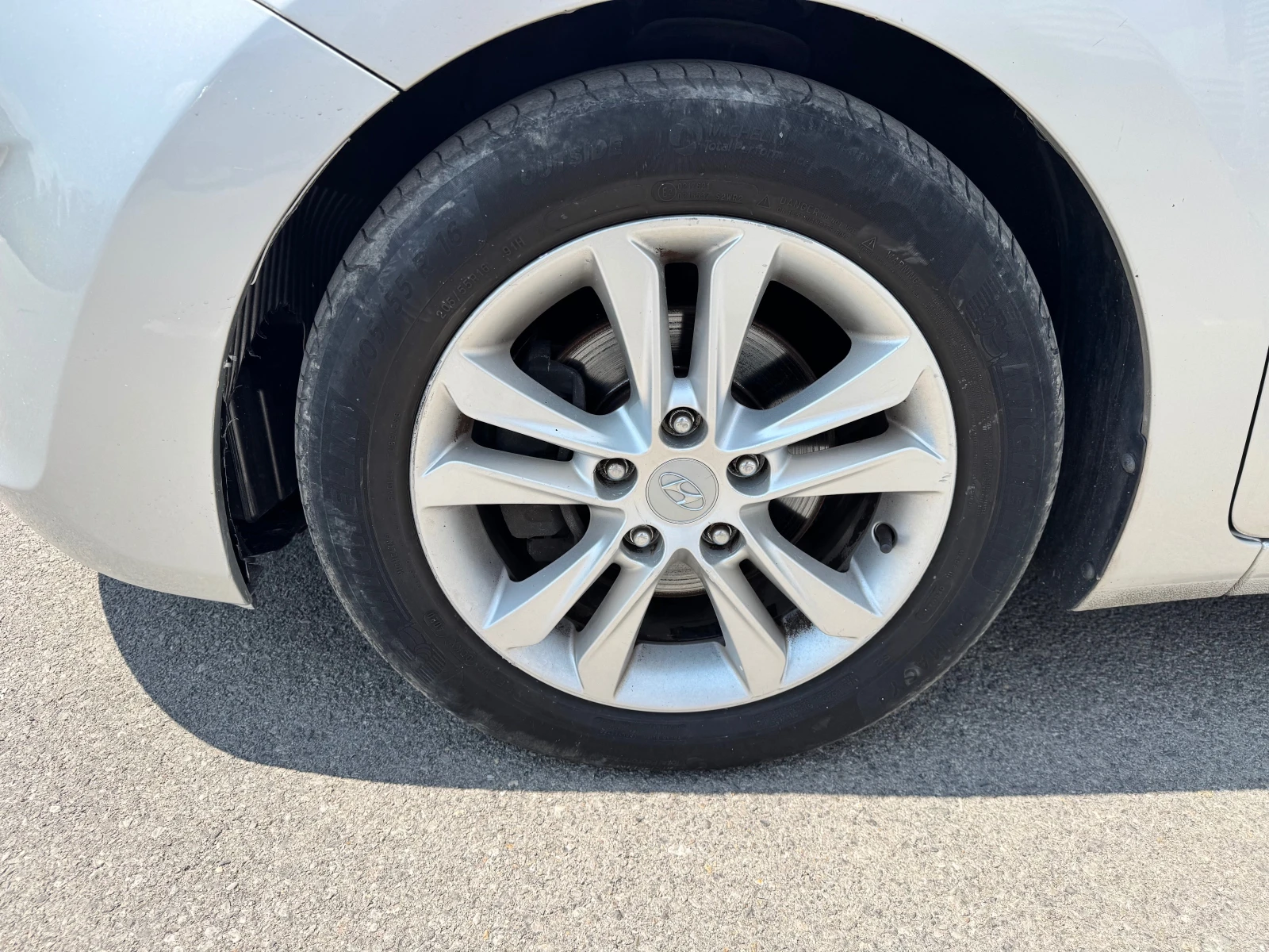 Hyundai I30 1.6CRDI-2013-6ск, снимка 9 - Автомобили и джипове - 55330384