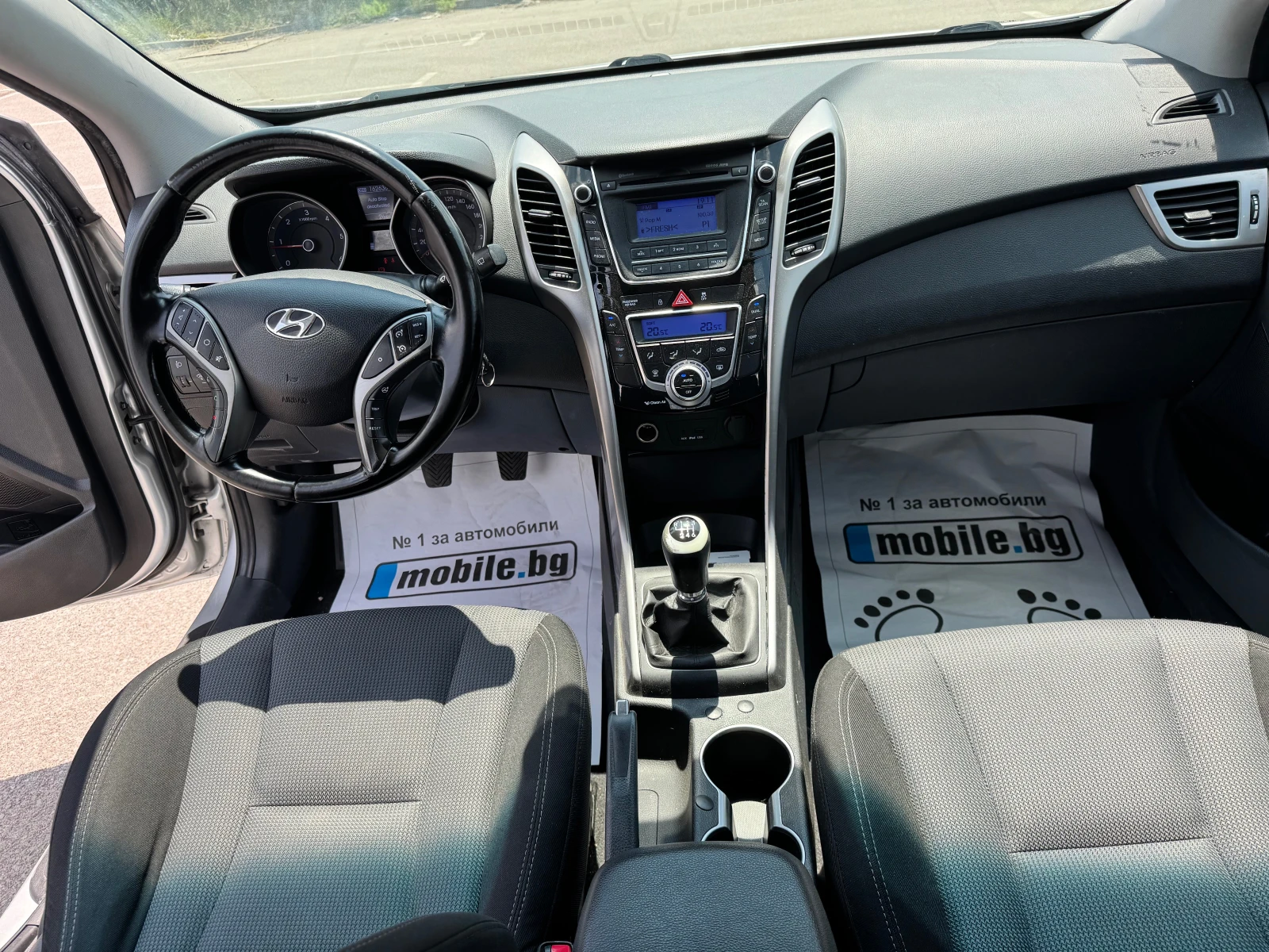 Hyundai I30 1.6CRDI-2013-6ск, снимка 14 - Автомобили и джипове - 55330384