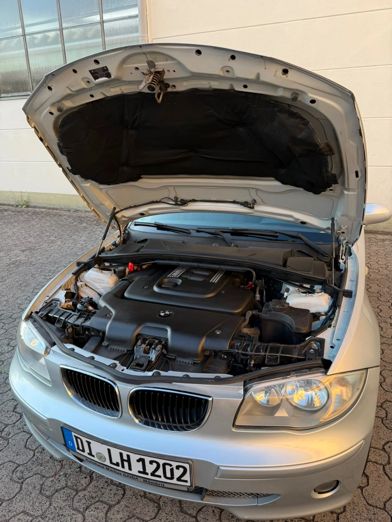 BMW 118 D, 2-ри собственик, Отлично поддържан, снимка 10 - Автомобили и джипове - 55460100