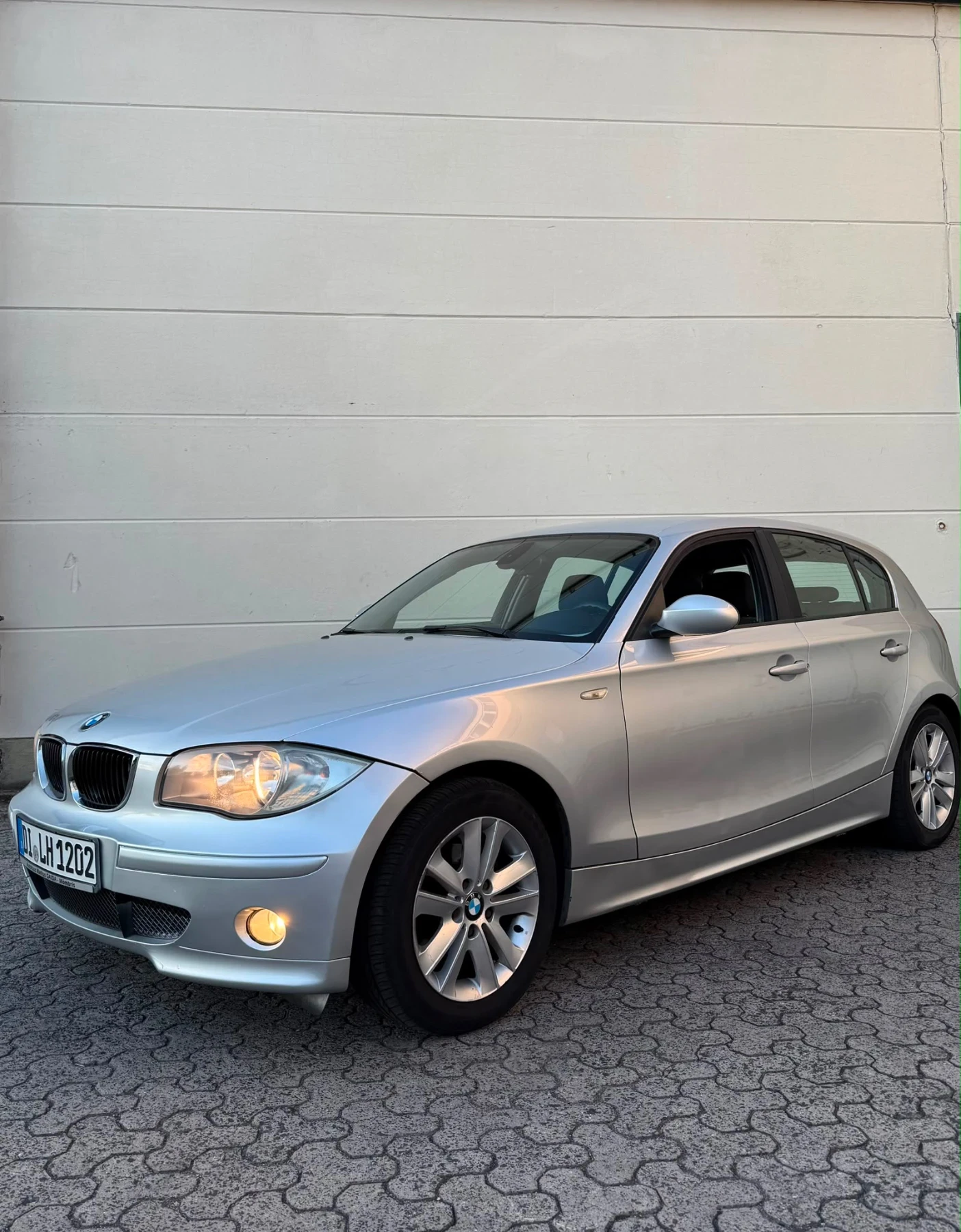 BMW 118 D, 2-ри собственик, Отлично поддържан, снимка 2 - Автомобили и джипове - 55460100