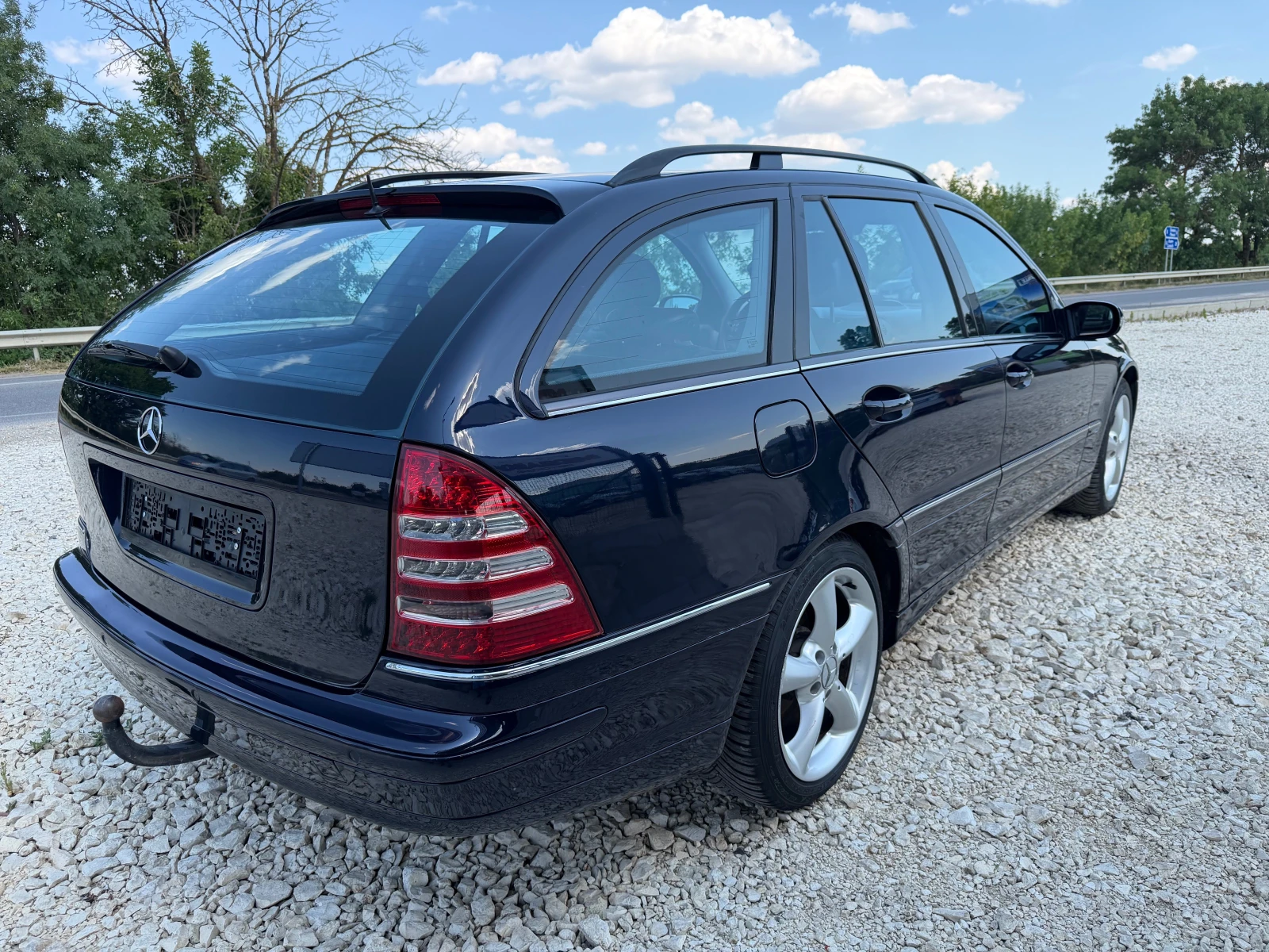Mercedes-Benz C 320 CDi/224p.s-Facelift/7G-tronik/Navi/Xenon/Koja-Full, снимка 2 - Автомобили и джипове - 55504567