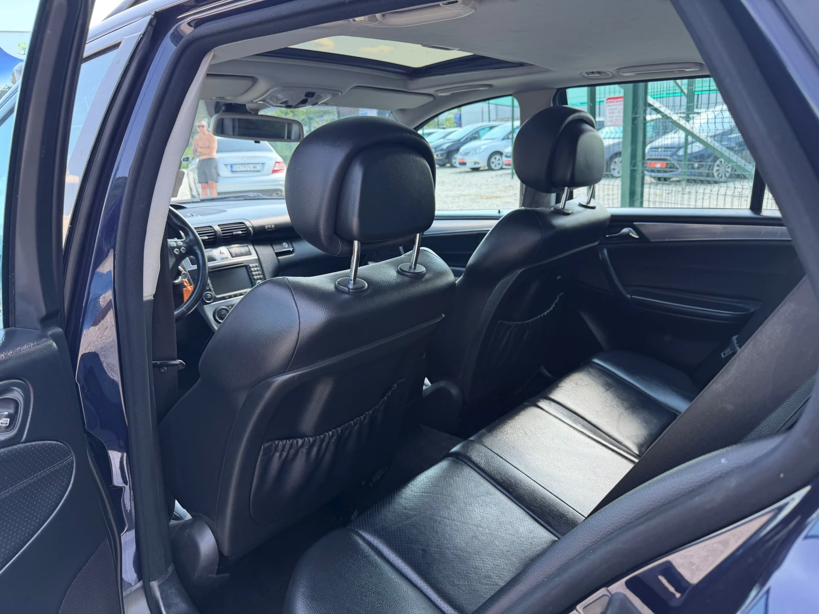 Mercedes-Benz C 320 CDi/224p.s-Facelift/7G-tronik/Navi/Xenon/Koja-Full, снимка 10 - Автомобили и джипове - 55504567