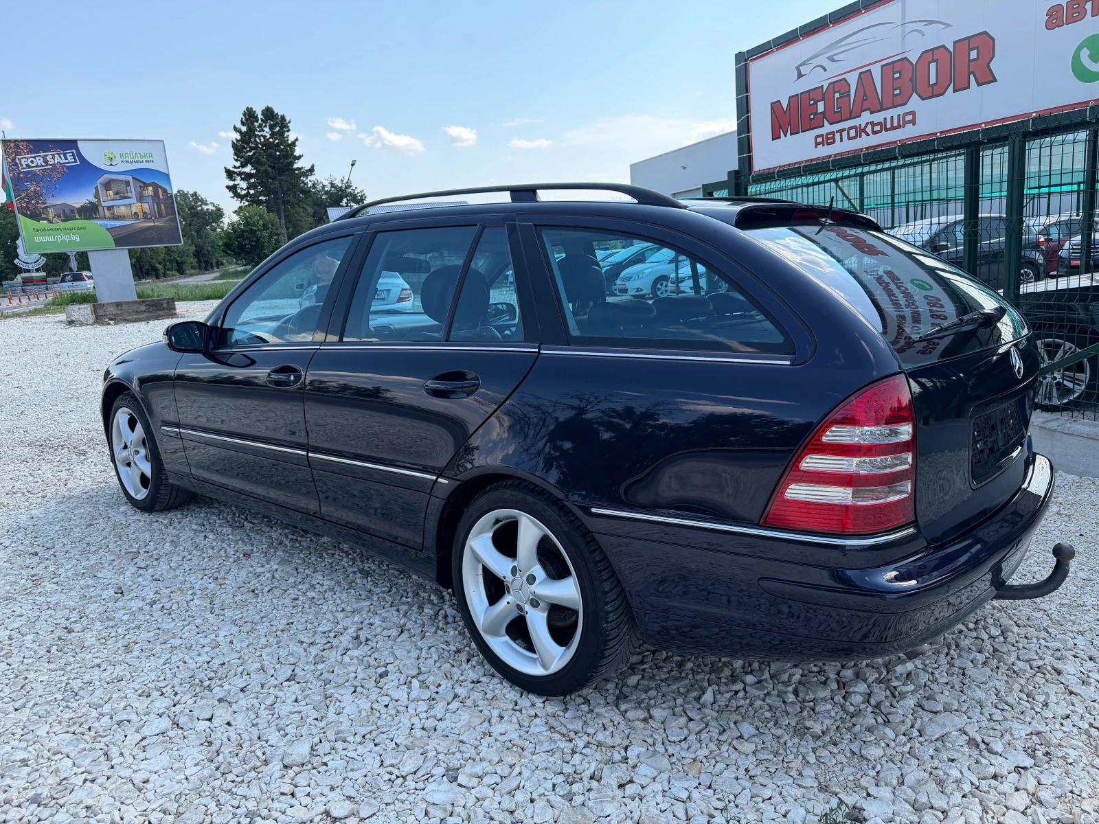 Mercedes-Benz C 320 CDi/224p.s-Facelift/7G-tronik/Navi/Xenon/Koja-Full, снимка 3 - Автомобили и джипове - 55504567