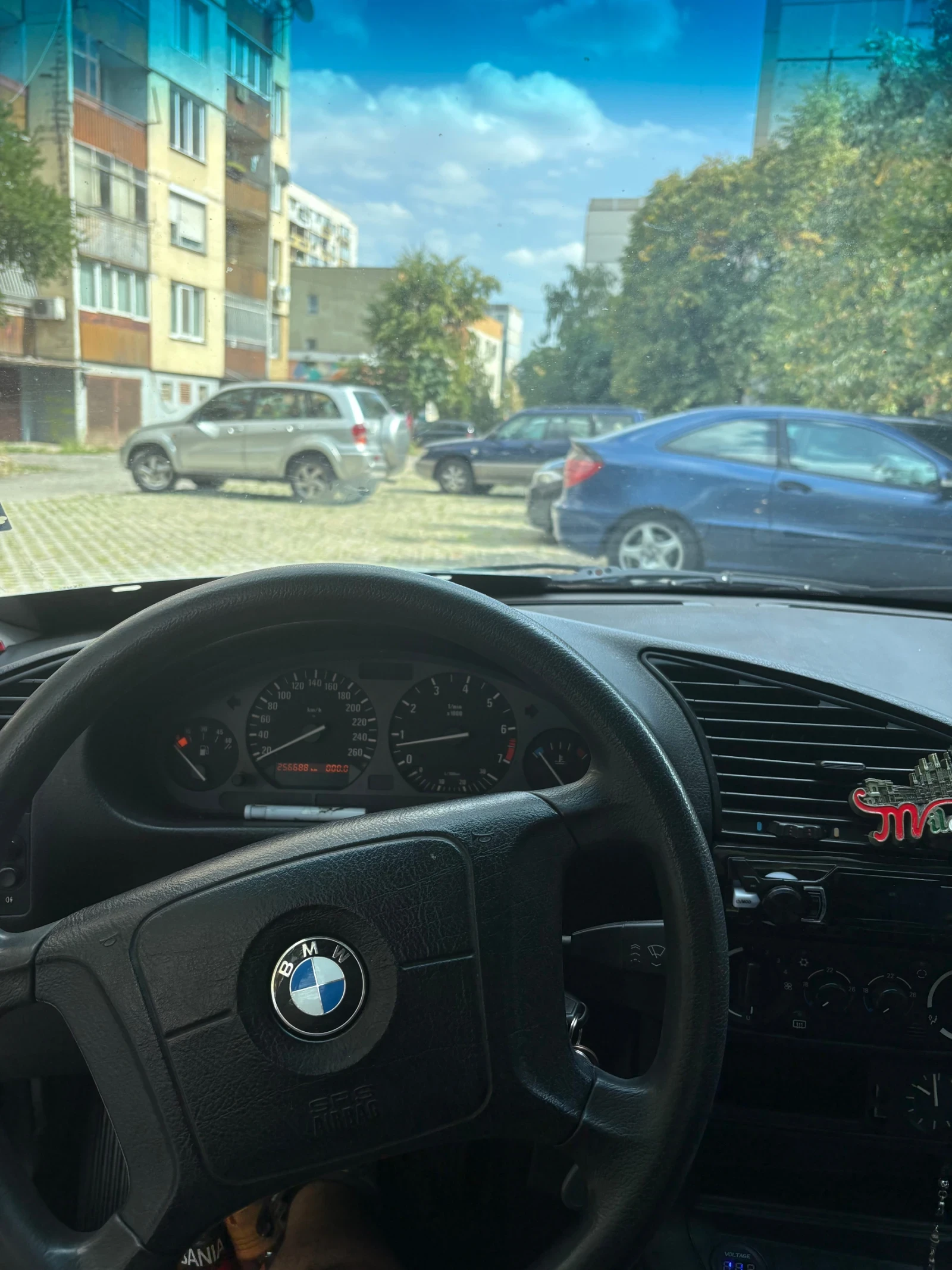 BMW 320 Е36, снимка 9 - Автомобили и джипове - 55824766