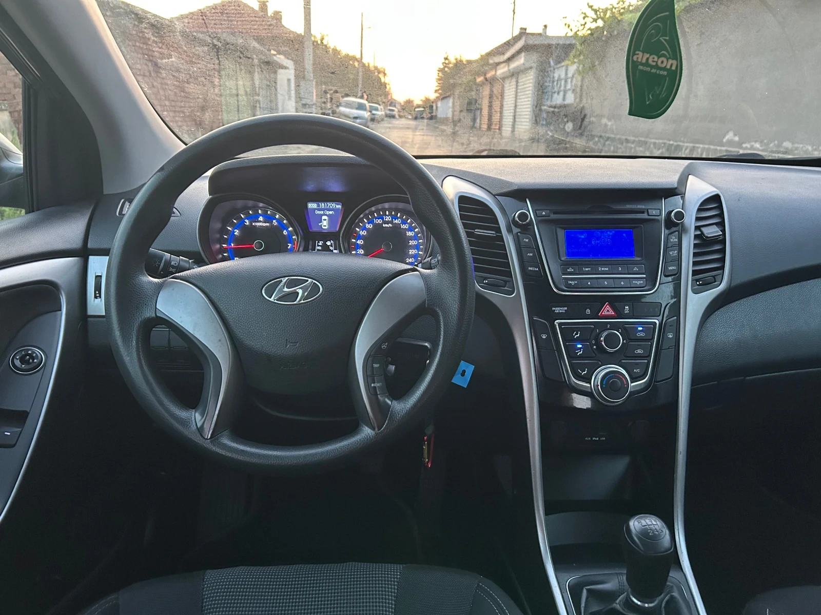 Hyundai I30 1.4 99 к.с. 6 скорости., снимка 9 - Автомобили и джипове - 55850079