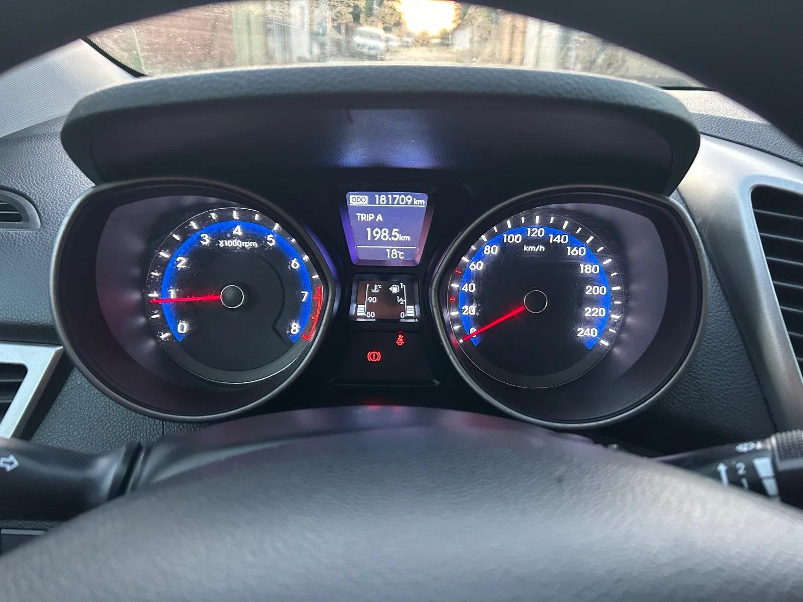 Hyundai I30 1.4 99 к.с. 6 скорости., снимка 10 - Автомобили и джипове - 55850079