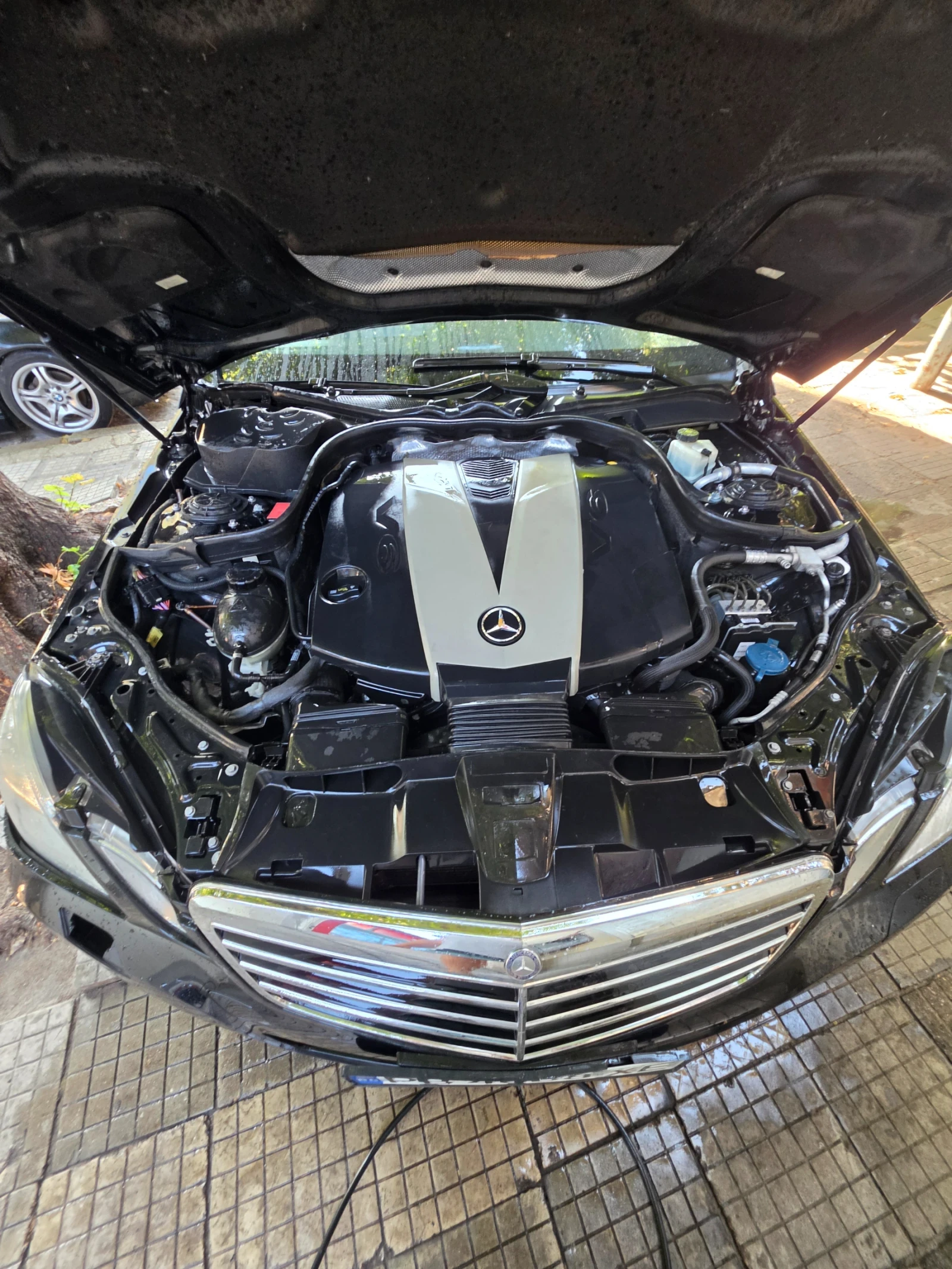 Mercedes-Benz E 350, снимка 11 - Автомобили и джипове - 55877889