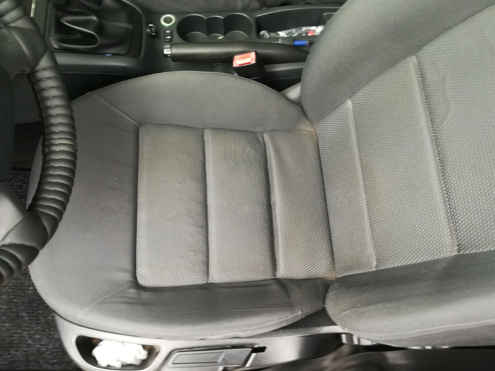 Skoda Octavia 1.6 MPI , снимка 14 - Автомобили и джипове - 55950380