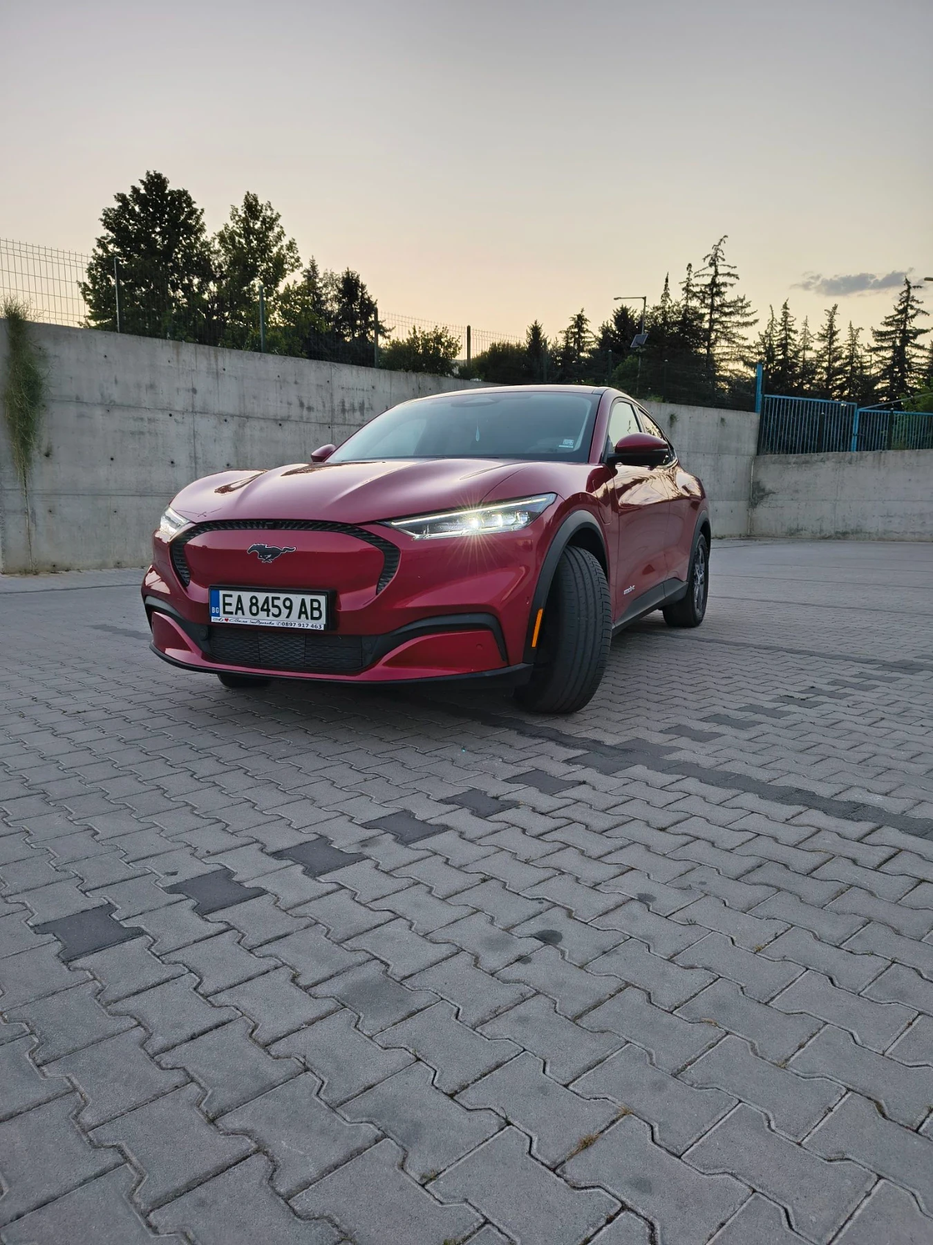 Ford Mustang Mach-E, снимка 7 - Автомобили и джипове - 56337192