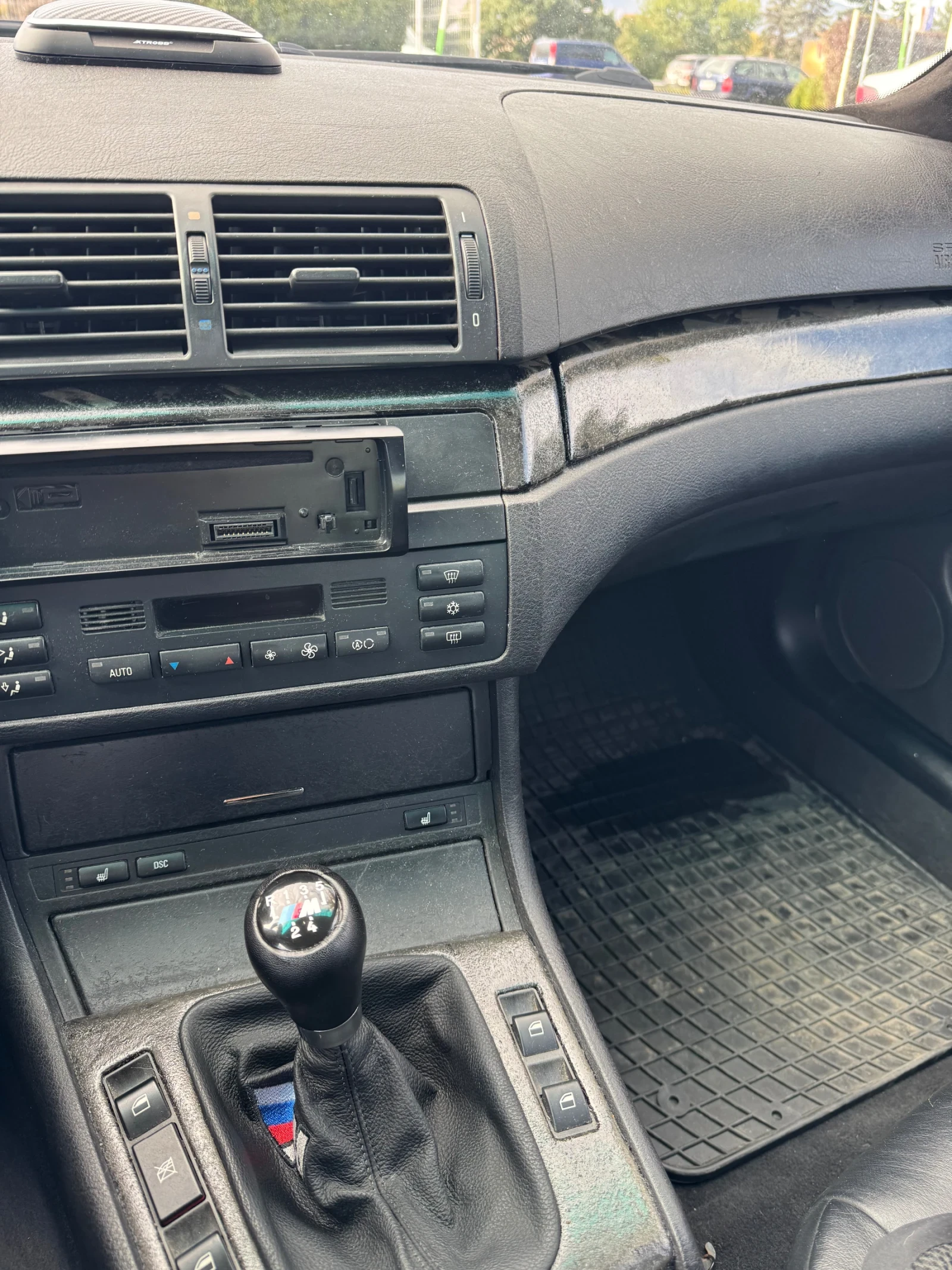 BMW 320 E46, снимка 11 - Автомобили и джипове - 56440442