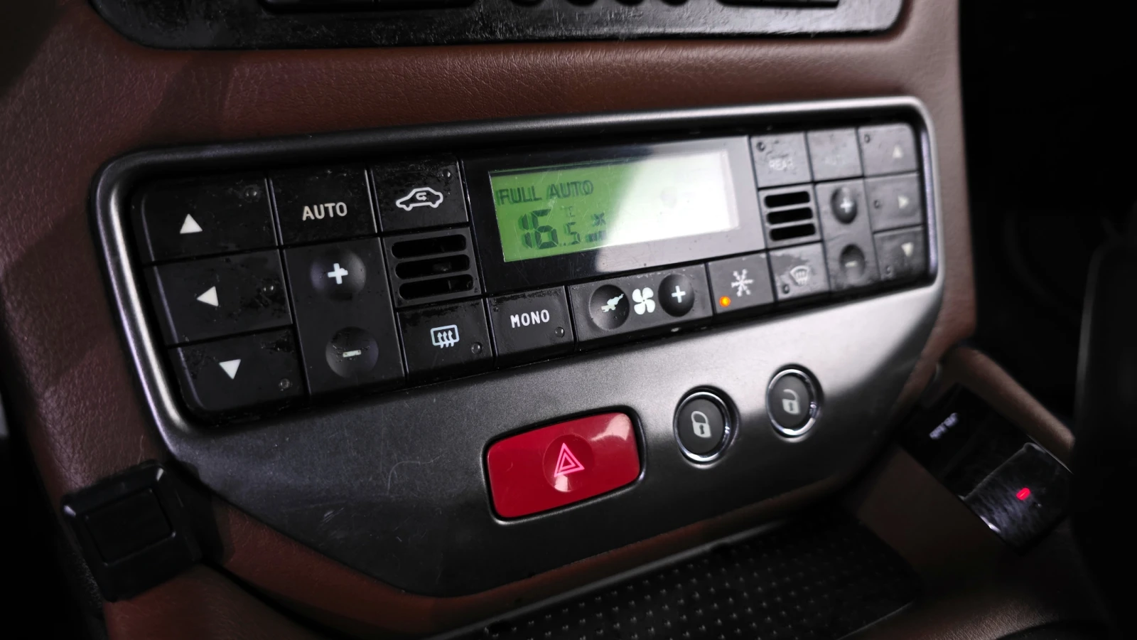 Maserati GranTurismo 4.7 ������ ����* encareu.com | Mobile.bg � ����������� 17
