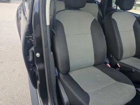 Dacia Duster 1.6i / КАТО НОВ, снимка 13
