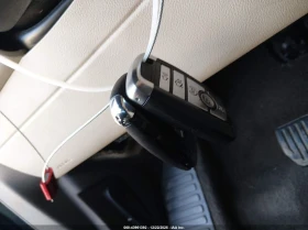 Lincoln Mkx 3.7L V-6 DOHC, VVT, 303HP Front Wheel Drive, снимка 3