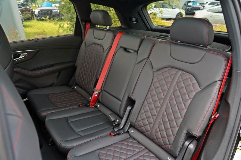 Audi Q7 55 TFSI Quattro Facelift = NEW= 7 Seats Гаранция, снимка 12 - Автомобили и джипове - 46186790