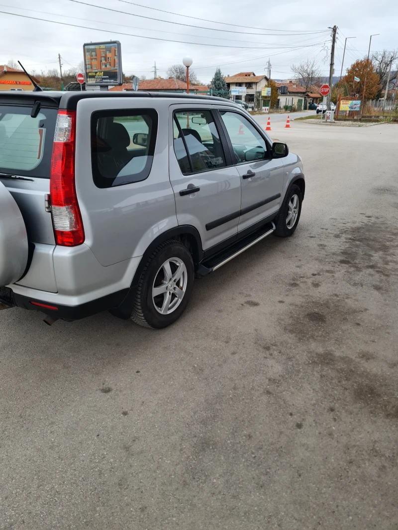 Honda Cr-v 2.2 140к.с. 4х4 , снимка 3 - Автомобили и джипове - 48314682