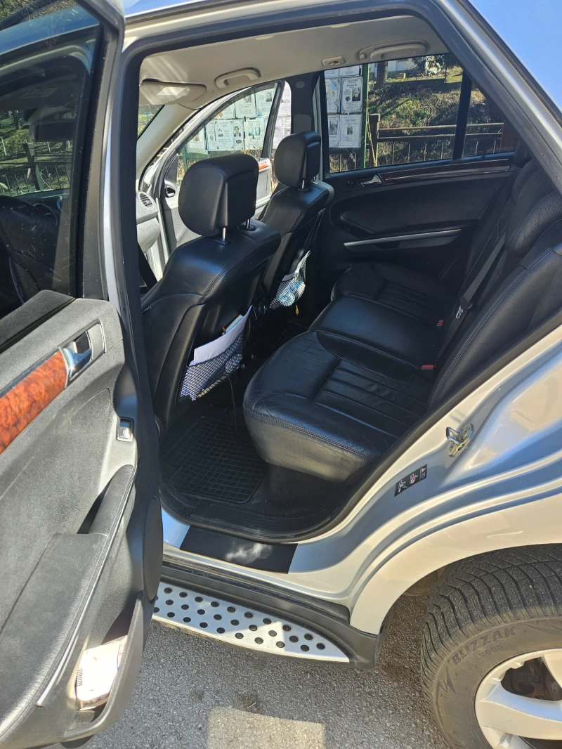 Mercedes-Benz ML 500, снимка 8 - Автомобили и джипове - 52257179