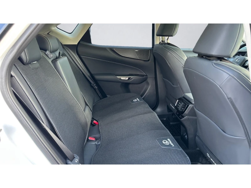 Lexus NX 350h Месечна вноска от 1000 лв., снимка 7 - Автомобили и джипове - 52453840