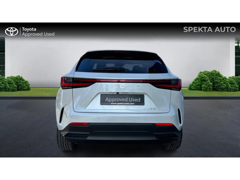 Lexus NX 350h Месечна вноска от 1000 лв., снимка 4 - Автомобили и джипове - 52453840