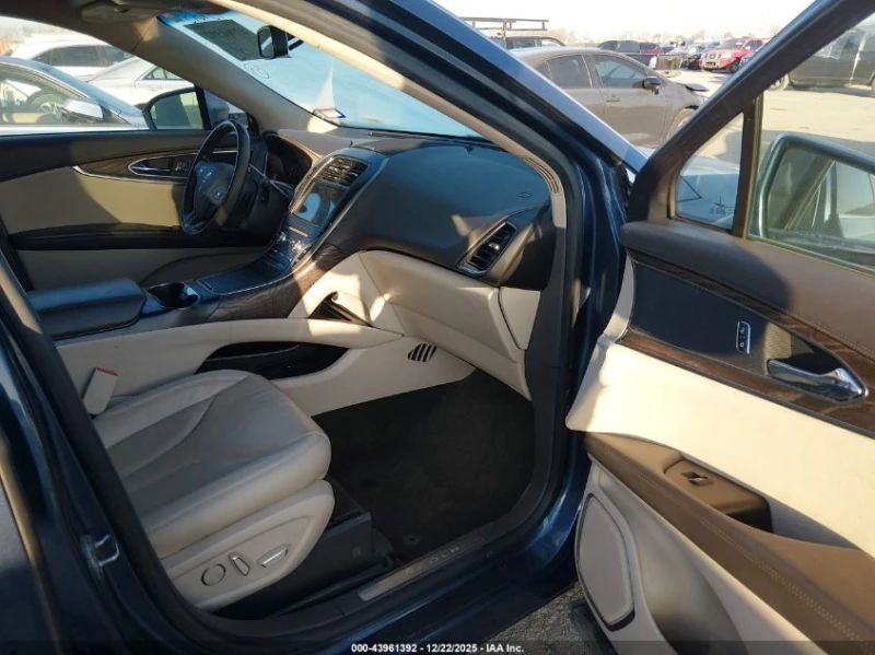 Lincoln Mkx 3.7L V-6 DOHC, VVT, 303HP Front Wheel Drive, снимка 10 - Автомобили и джипове - 53152169