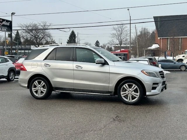 Mercedes-Benz ML 350 Harman/Kardon* 360View* Keyless* Подгрев* Пано, снимка 3 - Автомобили и джипове - 54110399
