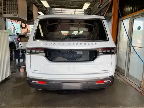 Jeep Grand Wagoneer SERIES III * 6.4 V8 * 360 CAMERA * 7 МЕСТА * , снимка 5 - Автомобили и джипове - 54894619