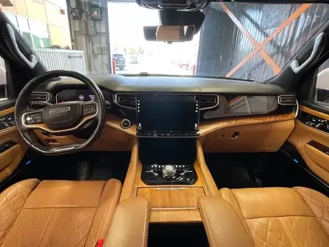 Jeep Grand Wagoneer SERIES III * 6.4 V8 * 360 CAMERA * 7 МЕСТА * , снимка 8 - Автомобили и джипове - 54894619