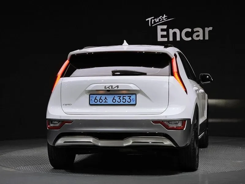 Kia Niro  Ev Earth, снимка 4 - Автомобили и джипове - 56597325