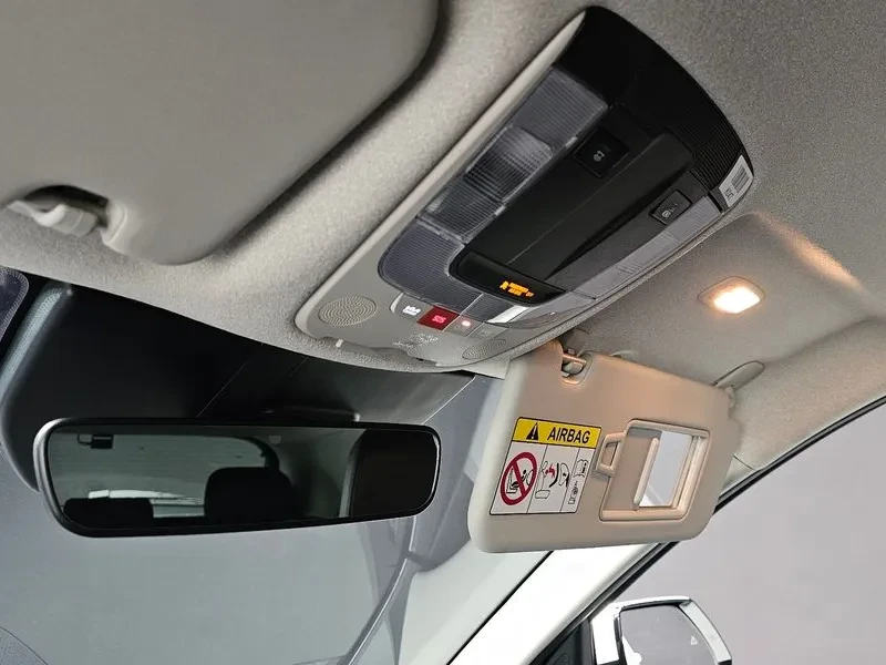 Kia Niro  Ev Earth, снимка 15 - Автомобили и джипове - 56597325