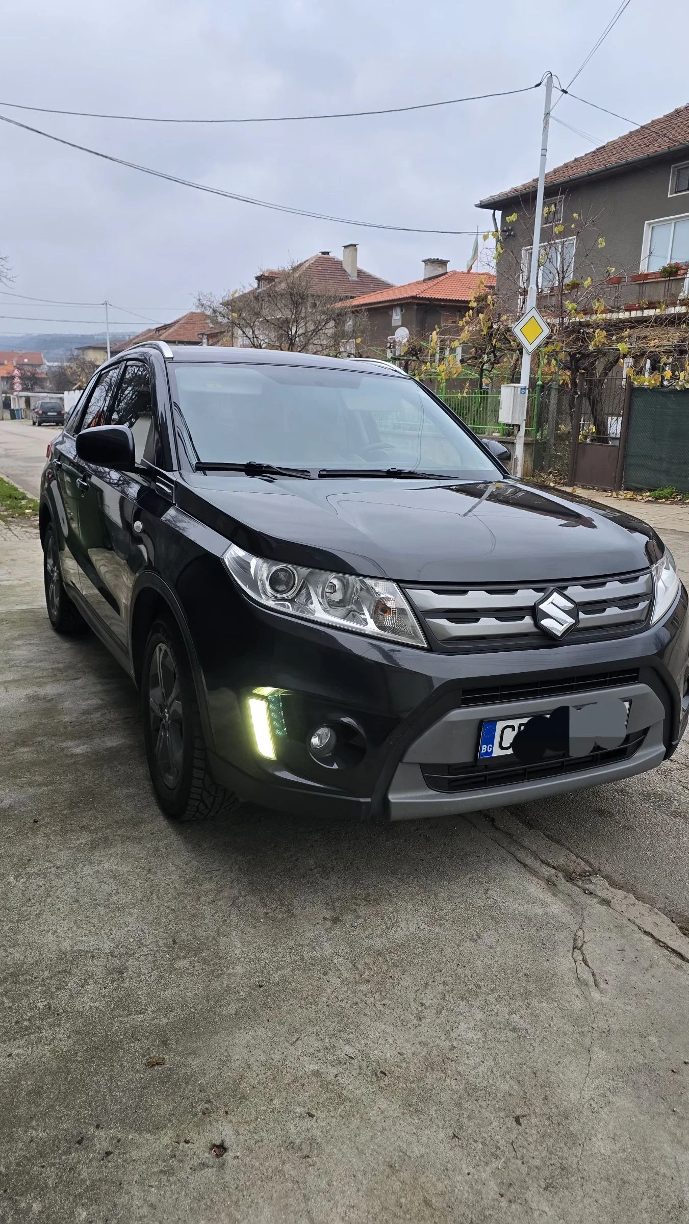 Suzuki Vitara 1.6 DDiS* 6B* Kamera* 2WD, снимка 1