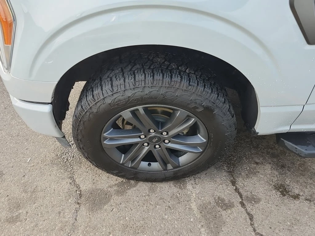 Ford F150 * LARIAT CREW CAB SHORT BED * CARFAX * БЕЗ ПЪРВОНА - изображение 6