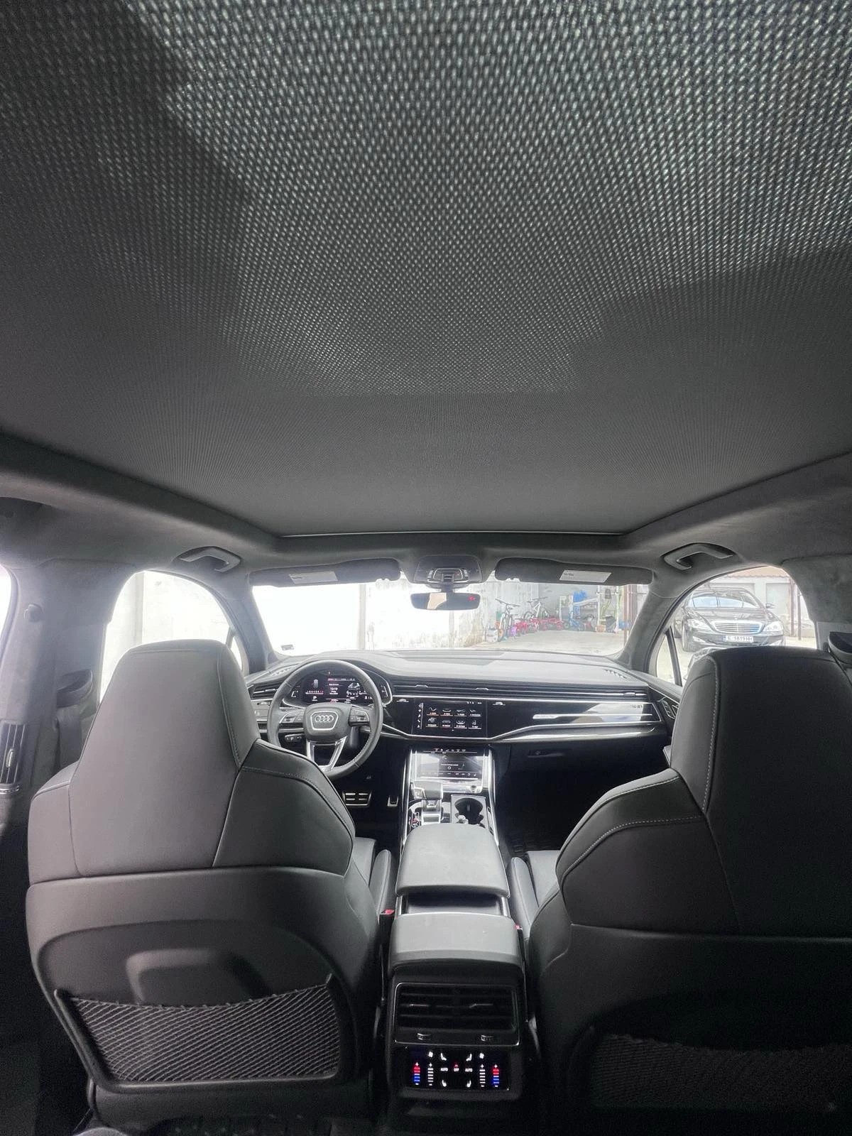 Audi SQ7  BLASK OPTIC 360* Massage Вакуум Лизин, снимка 12 - Автомобили и джипове - 53897730