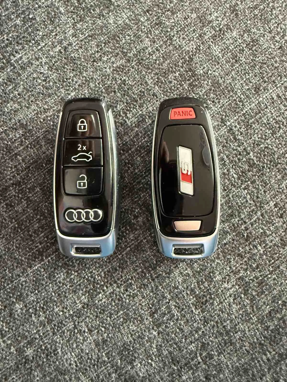 Audi SQ7  BLASK OPTIC 360* Massage Вакуум Лизин, снимка 15 - Автомобили и джипове - 53897730