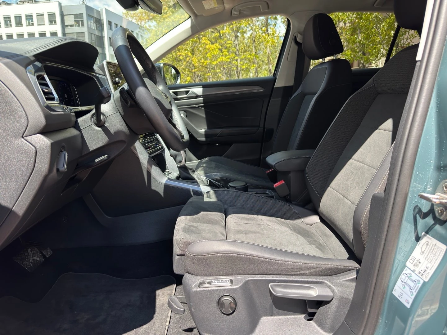 VW T-Roc | Mobile.bg � ����������� 5