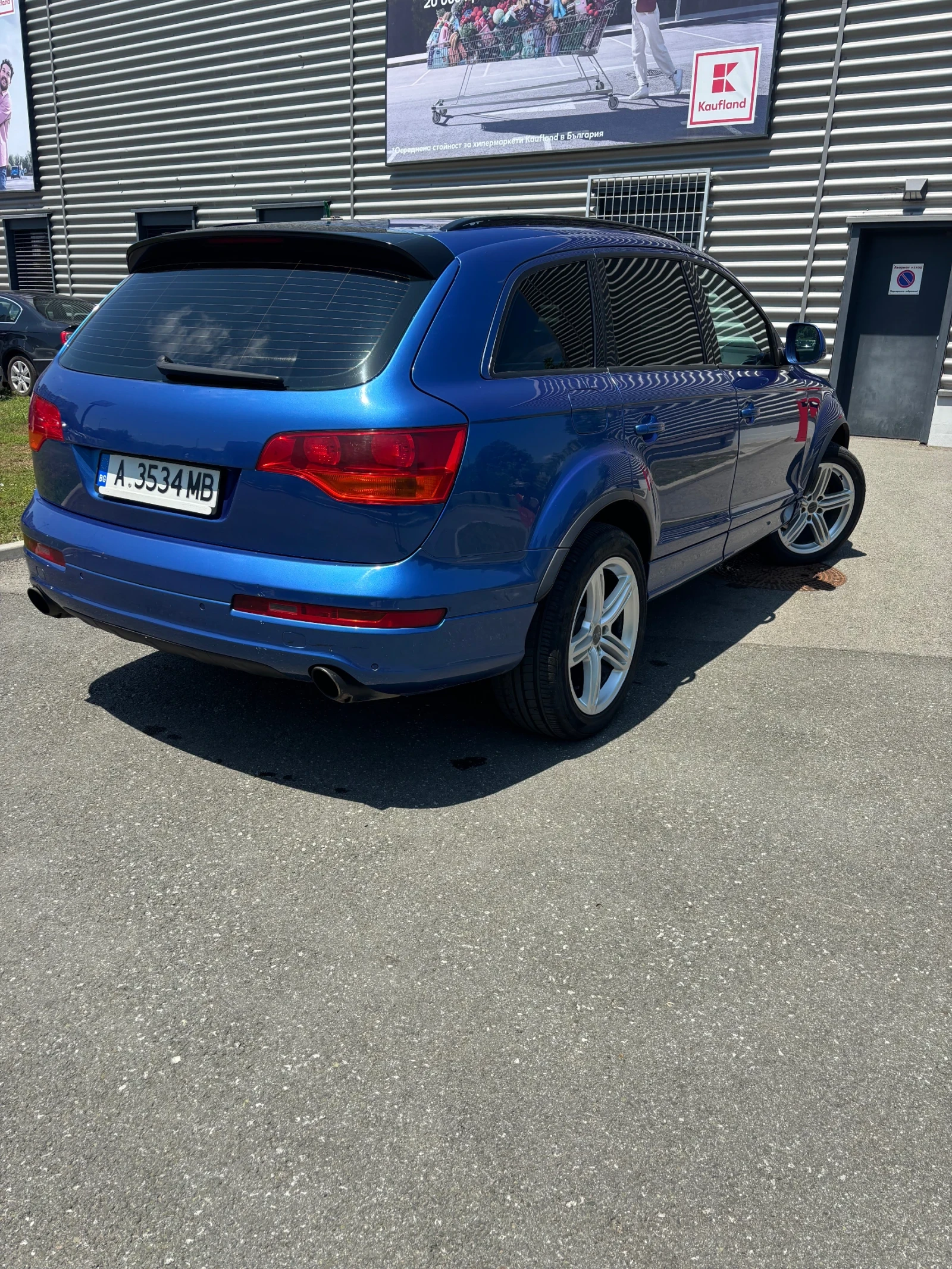 Audi Q7 Джип, снимка 4 - Автомобили и джипове - 54762078