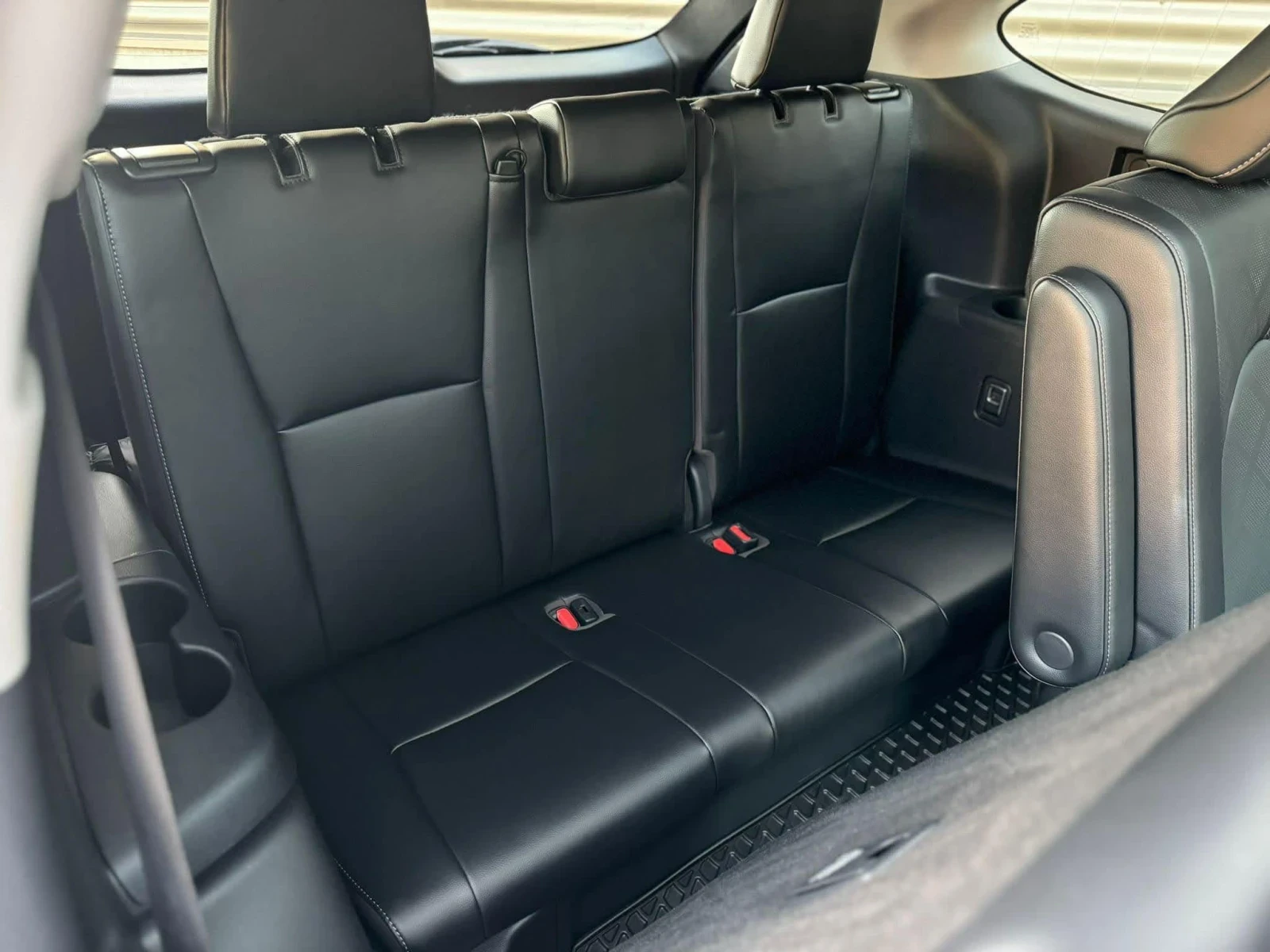 Toyota Highlander 2.5HYBRID* PLATINIUM* FULL* FULL* ЛИЗИНГ* БАРТЕР* , снимка 14 - Автомобили и джипове - 54779798